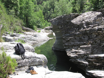 Eine Badestelle im Gardon St Germain